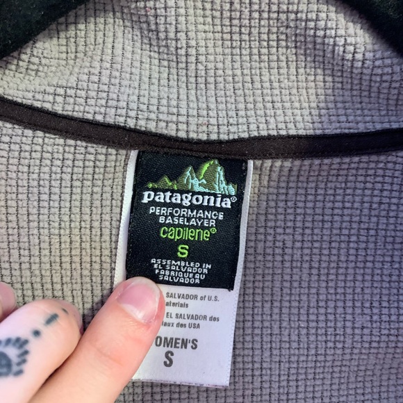 VINTAGE - PATAGONIA Cropped Fleecy 1/4 Zip - Picture 3 of 4